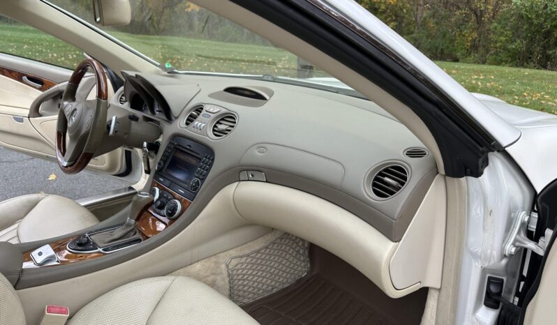 
								2009 Mercedes-Benz SL550 full									