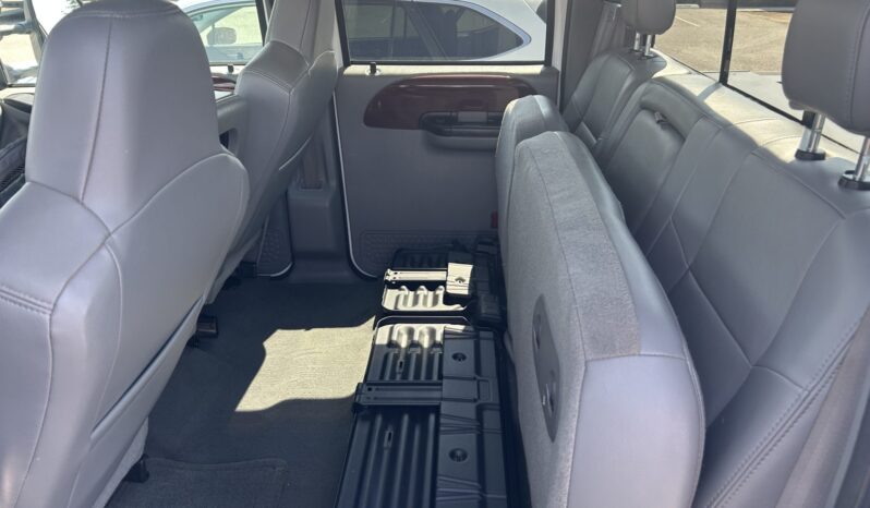 
								2005 Ford F-250 Super Duty Lariat Crew Cab Power Stroke 4×4 full									