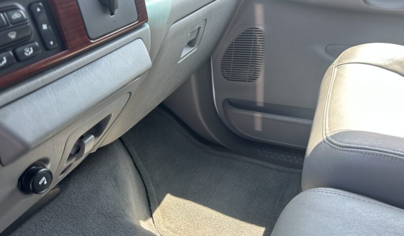 
								2005 Ford F-250 Super Duty Lariat Crew Cab Power Stroke 4×4 full									