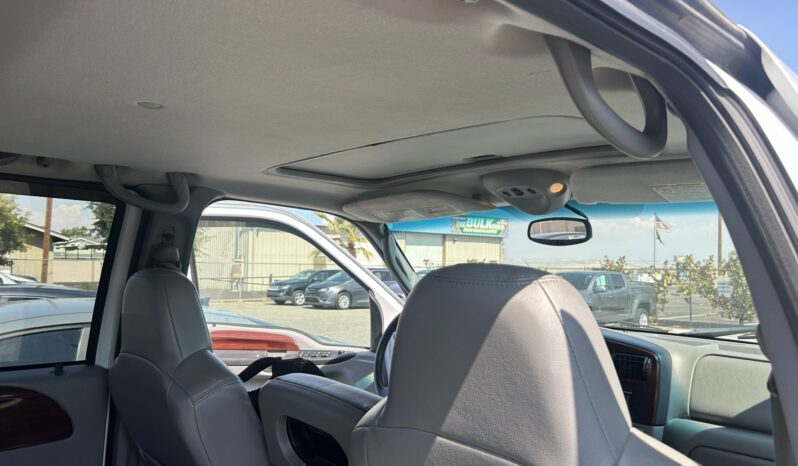 
								2005 Ford F-250 Super Duty Lariat Crew Cab Power Stroke 4×4 full									