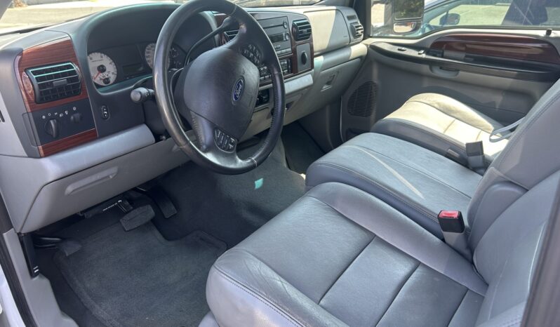 
								2005 Ford F-250 Super Duty Lariat Crew Cab Power Stroke 4×4 full									