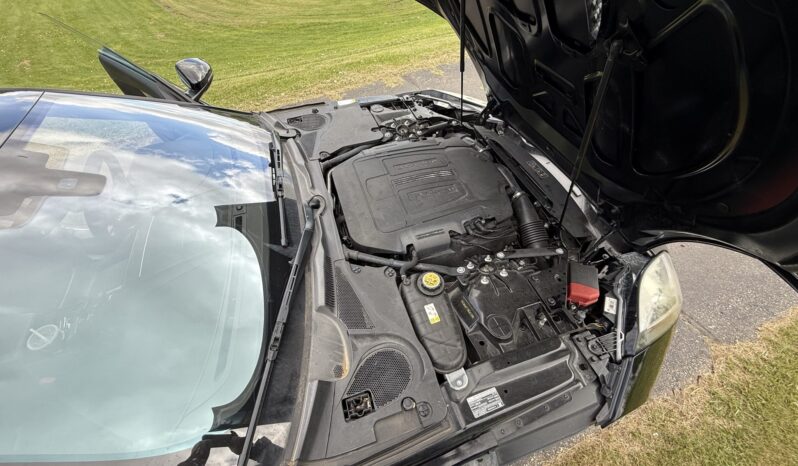 
								2017 Jaguar F-Type Coupe full									