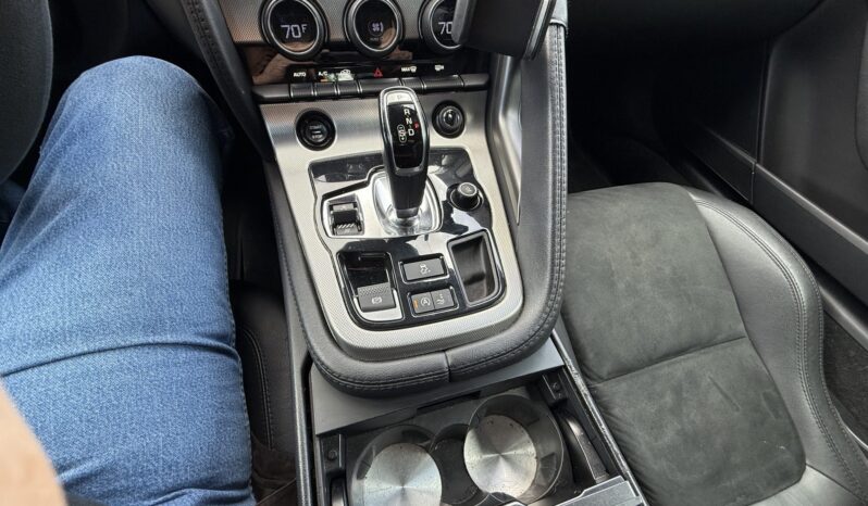 
								2017 Jaguar F-Type Coupe full									