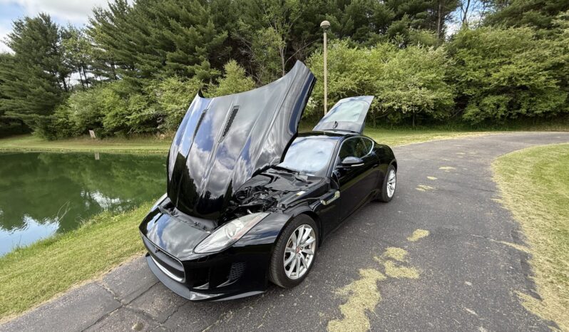 
								2017 Jaguar F-Type Coupe full									