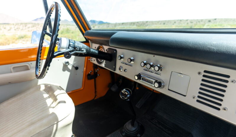 
								1974 Ford Bronco 3-Speed full									