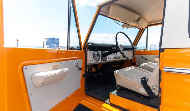 
								1974 Ford Bronco 3-Speed full									