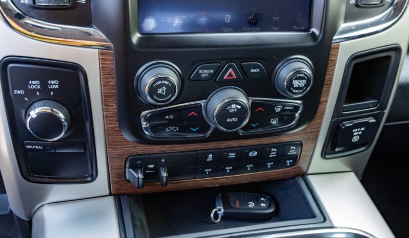 
								2018 Ram 2500 Laramie Crew Cab Cummins 4×4 full									