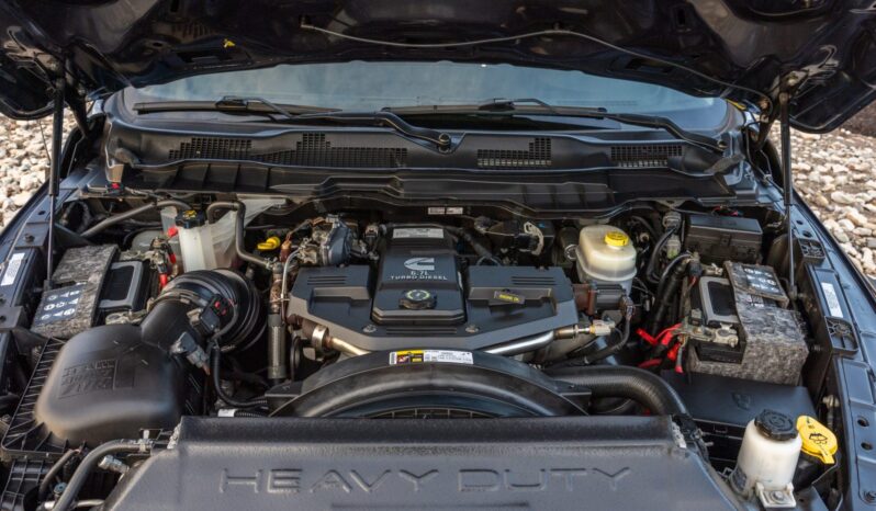 
								2018 Ram 2500 Laramie Crew Cab Cummins 4×4 full									