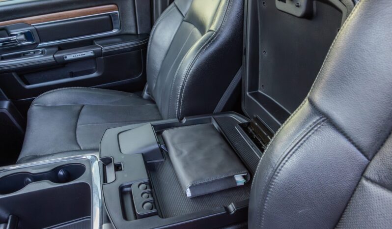 
								2018 Ram 2500 Laramie Crew Cab Cummins 4×4 full									