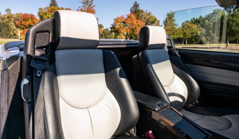 
								2002 Mercedes-Benz SL500 Silver Arrow full									