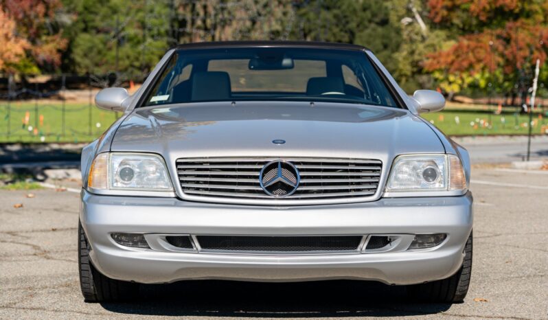 
								2002 Mercedes-Benz SL500 Silver Arrow full									