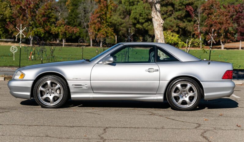 
								2002 Mercedes-Benz SL500 Silver Arrow full									
