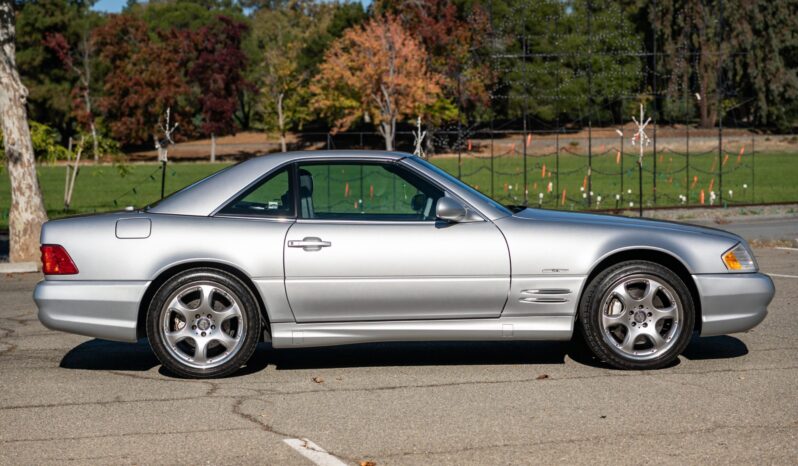 
								2002 Mercedes-Benz SL500 Silver Arrow full									