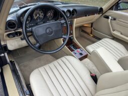 
										1988 Mercedes-Benz 560SL full									