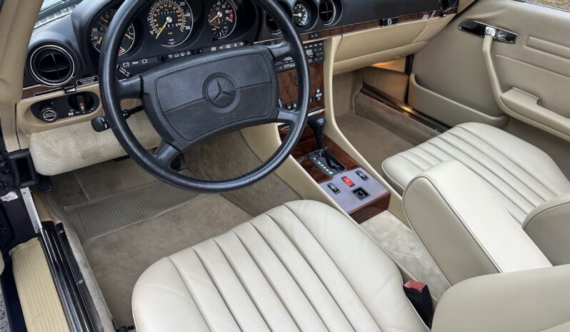 
								1988 Mercedes-Benz 560SL full									