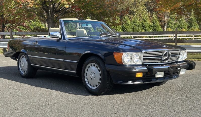 
								1988 Mercedes-Benz 560SL full									