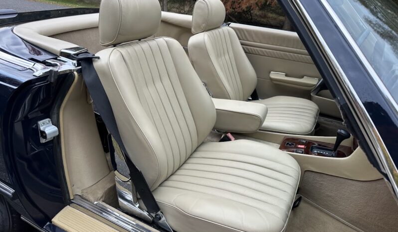 
								1988 Mercedes-Benz 560SL full									