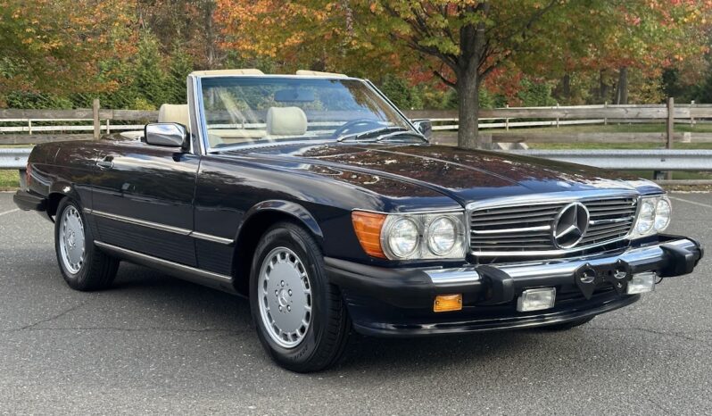 
								1988 Mercedes-Benz 560SL full									