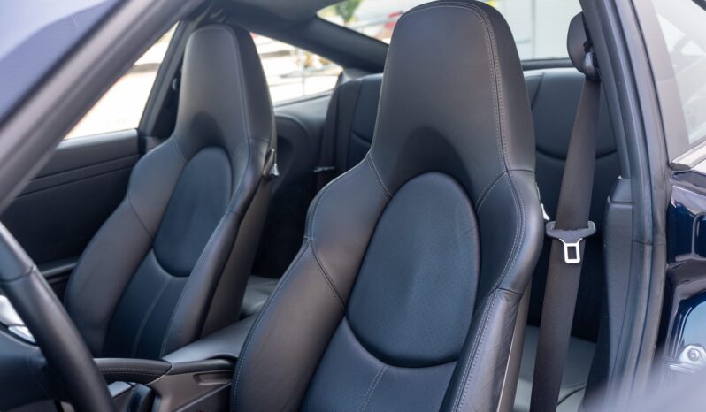 
								2006 Porsche 911 Carrera S Coupe 6-Speed full									