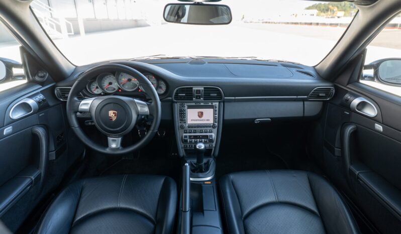 
								2006 Porsche 911 Carrera S Coupe 6-Speed full									