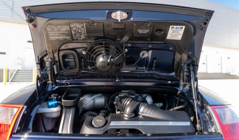 
								2006 Porsche 911 Carrera S Coupe 6-Speed full									