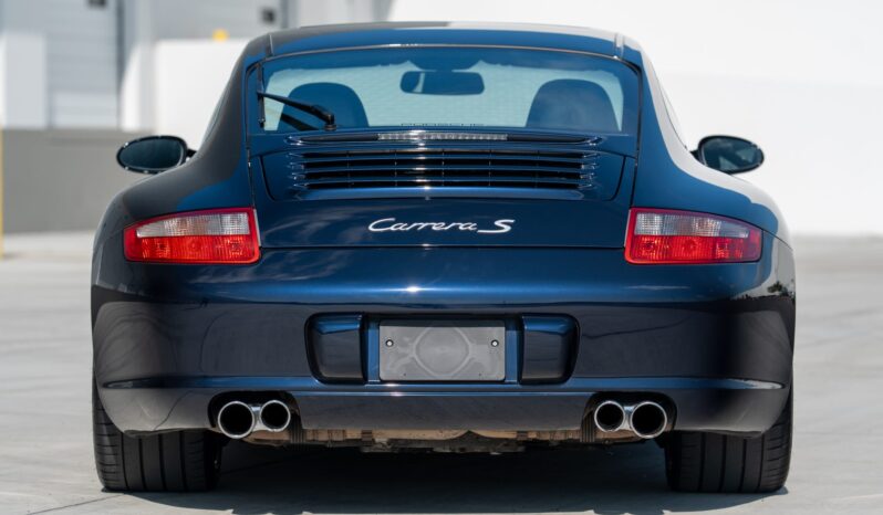 
								2006 Porsche 911 Carrera S Coupe 6-Speed full									