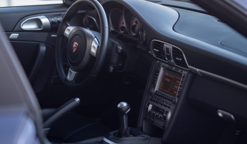 
								2006 Porsche 911 Carrera S Coupe 6-Speed full									