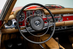
										1969 Mercedes-Benz 280SL 4-Speed full									