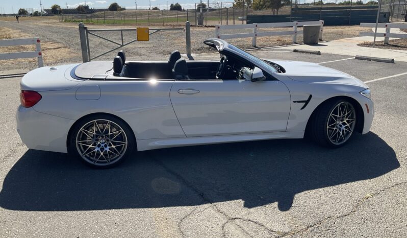 
								2017 BMW M4 Convertible Competition Package full									