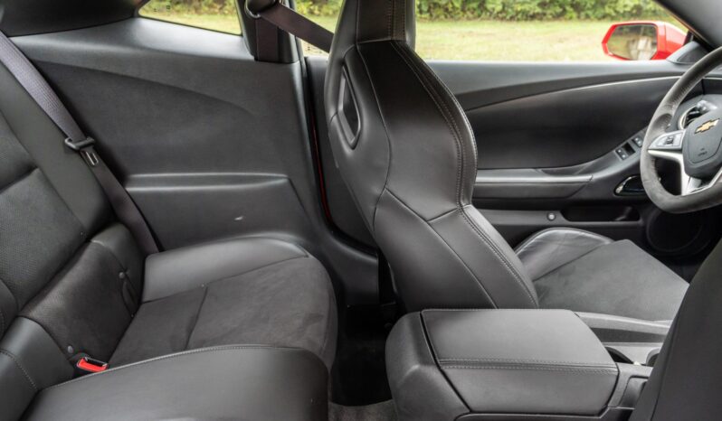 
								2015 Chevrolet Camaro Z28 full									