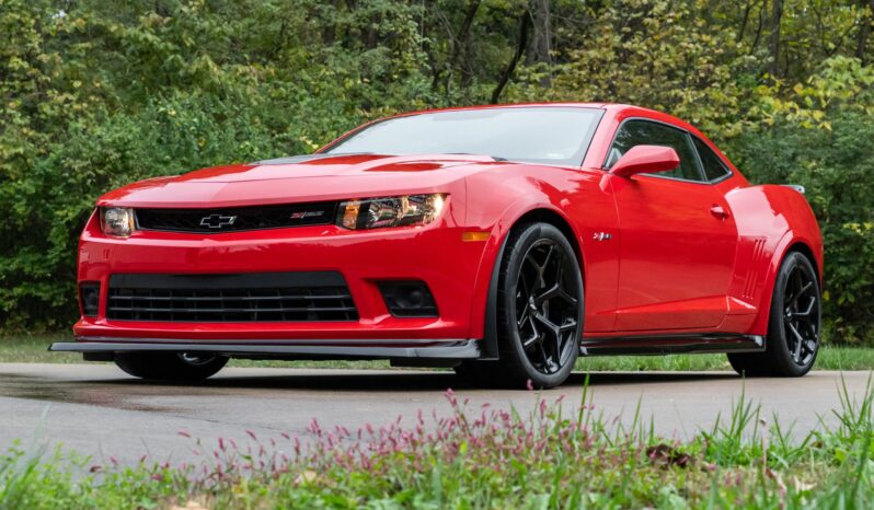 
								2015 Chevrolet Camaro Z28 full									