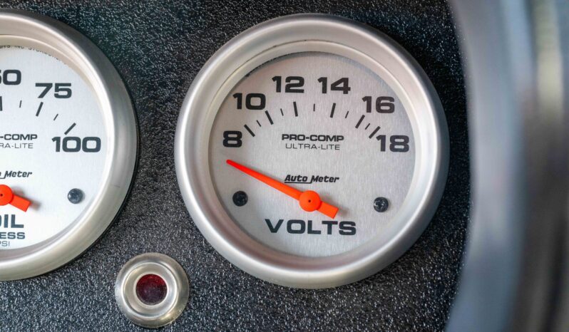 
								1972 Dodge Challenger full									