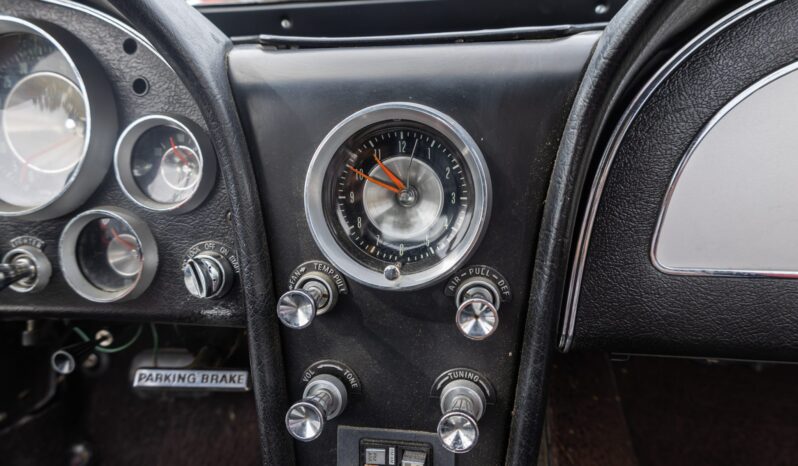 
								1963 Chevrolet Corvette Split-Window Coupe full									