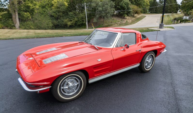 
								1963 Chevrolet Corvette Split-Window Coupe full									