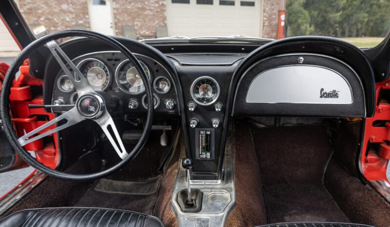 
								1963 Chevrolet Corvette Split-Window Coupe full									