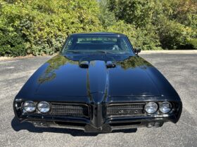 1969 Pontiac GTO Hardtop Coupe 5-Speed