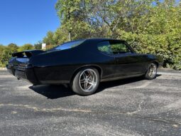 
										1969 Pontiac GTO Hardtop Coupe 5-Speed full									