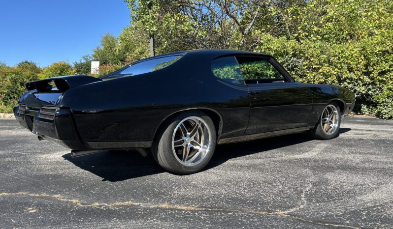 
								1969 Pontiac GTO Hardtop Coupe 5-Speed full									