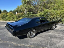 
										1969 Pontiac GTO Hardtop Coupe 5-Speed full									