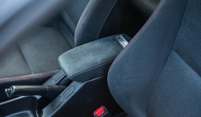 
								1997 Acura Integra Type R full									