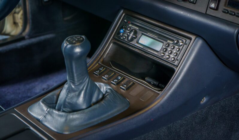 
								1989 Porsche 944 Turbo full									