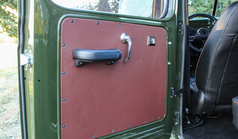 
								1946 Dodge Power Wagon WDX 4-Door 5-Speed full									