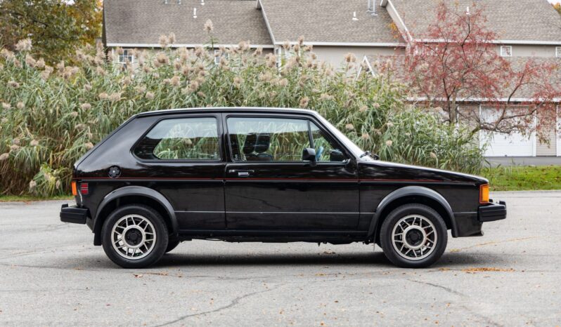 
								1983 Volkswagen Rabbit GTI full									