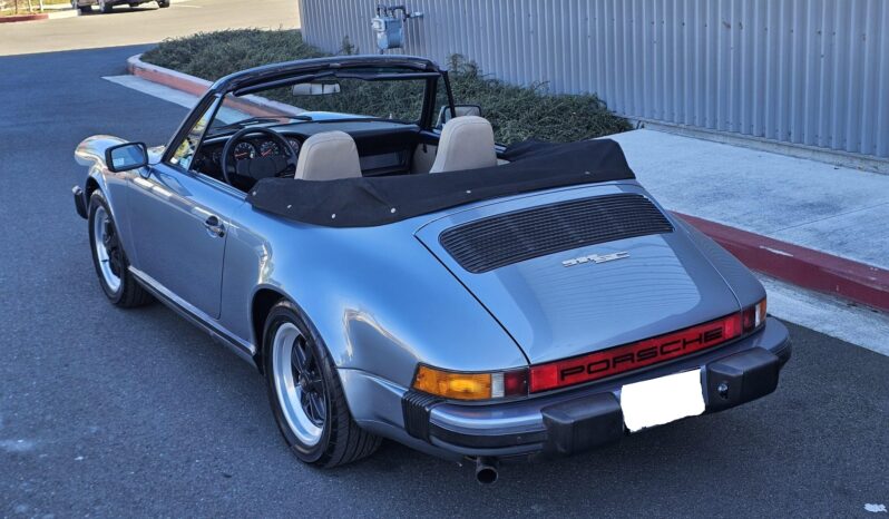 
								1983 Porsche 911SC Cabriolet full									