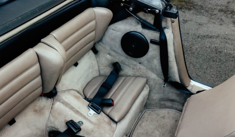 
								1983 Porsche 911SC Cabriolet full									