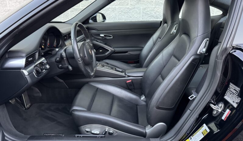 
								2013 Porsche 911 Carrera Coupe 7-Speed full									