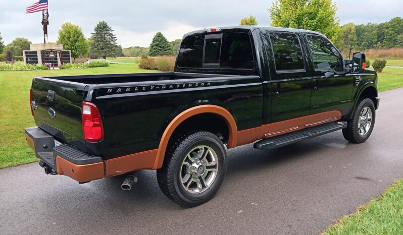 
								2008 Ford F-250 Super Duty Harley-Davidson Edition Crew Cab full									