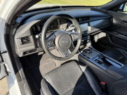 										2018 Jaguar XF Sportbrake S full									