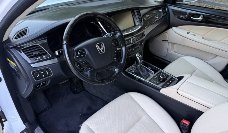 
								2016 Hyundai Equus Signature full									