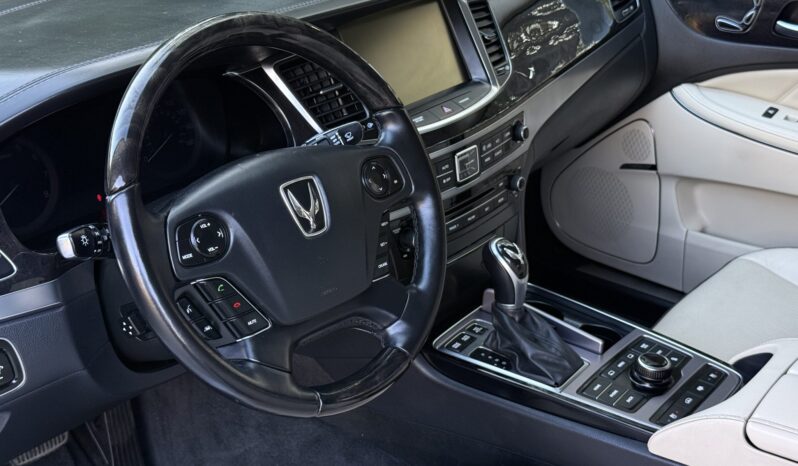 
								2016 Hyundai Equus Signature full									